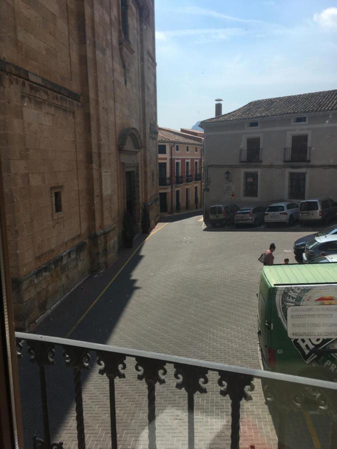 Casa Rural Puerta De La Iglesia Elche de la Sierra Eksteriør bilde