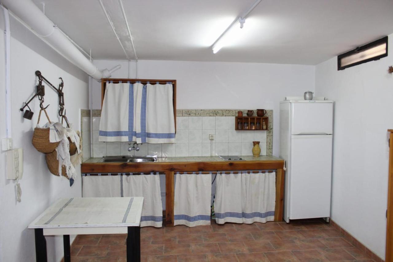 Casa Rural Puerta De La Iglesia Elche de la Sierra Eksteriør bilde