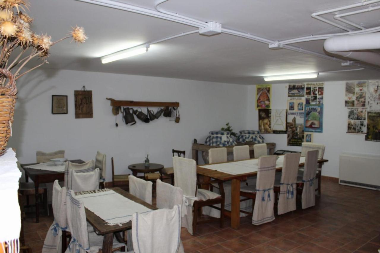 Casa Rural Puerta De La Iglesia Elche de la Sierra Eksteriør bilde